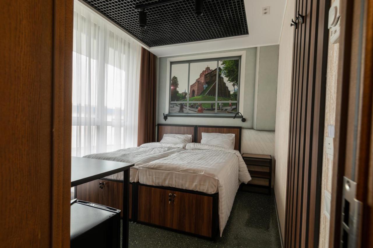 Misto Capsule Hotel Kiev Esterno foto