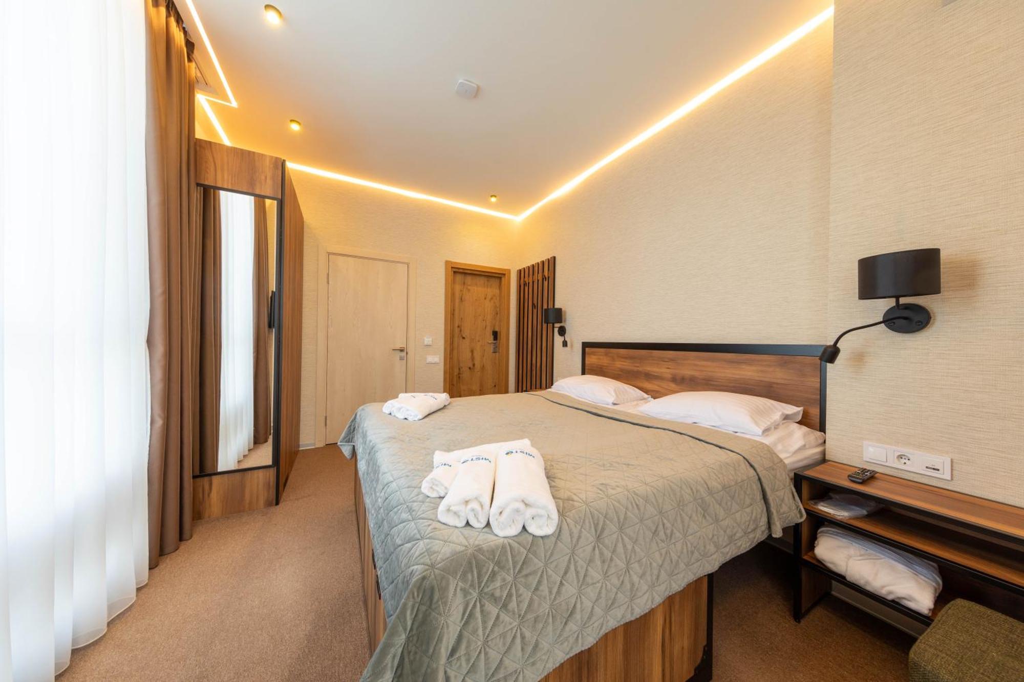 Misto Capsule Hotel Kiev Esterno foto